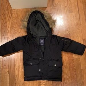 Gap kids toddler puffer jacket with hood